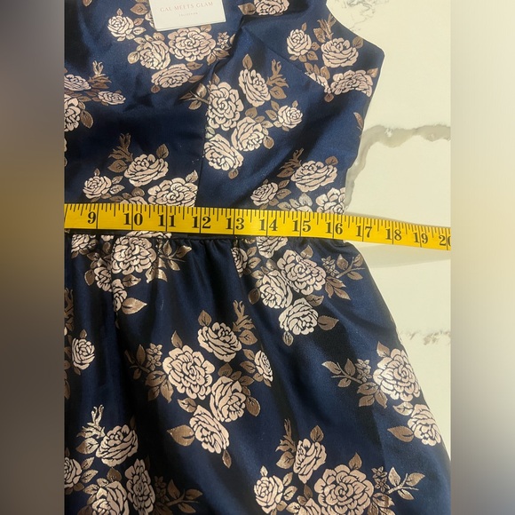 Gal meets glam Jenny - Picture 10 of 11